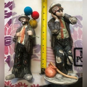 Pair of Emmett Kelly Jr collectible clown figurines Flambro